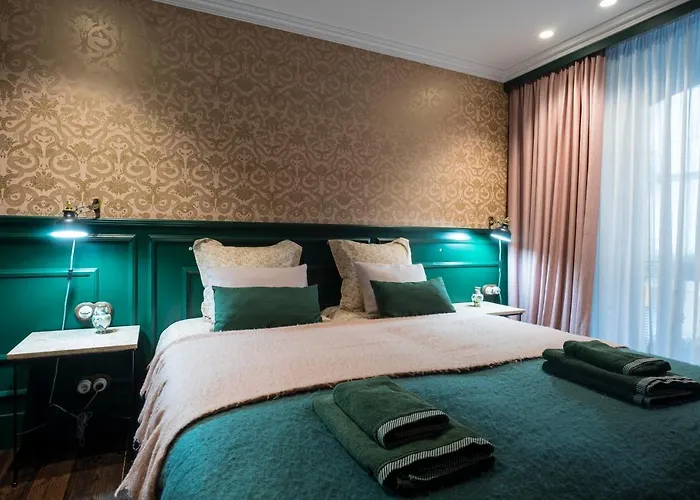 Garden * سان سيباستيان